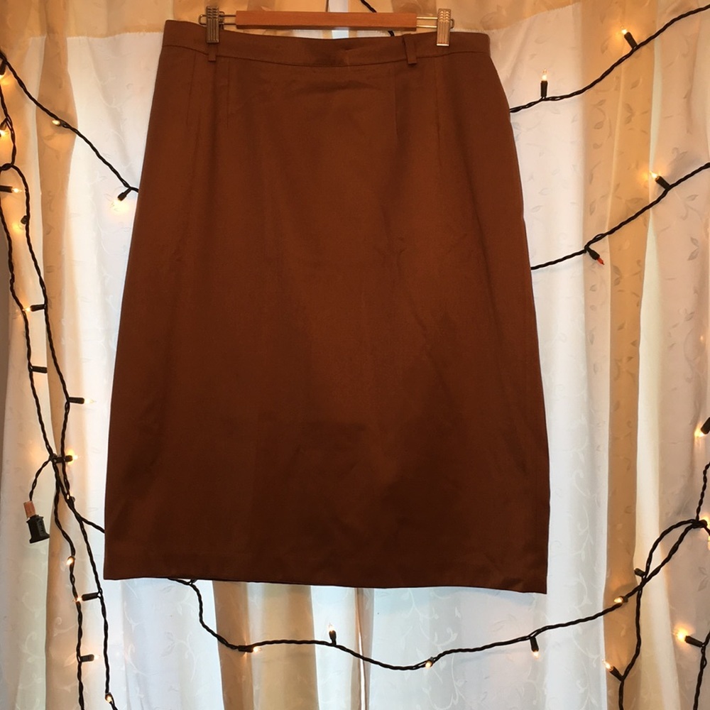 NWOT plus size vintage taupe skirt